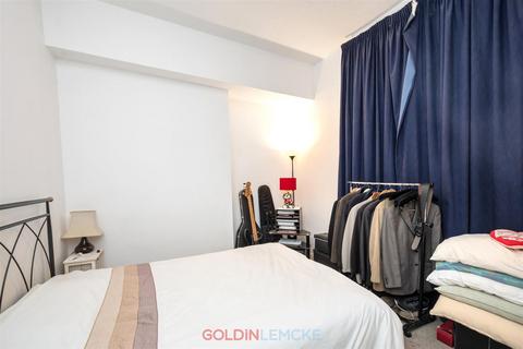 1 bedroom flat for sale, St Aubyns, Hove