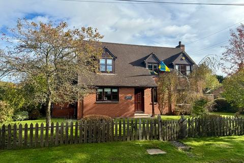 4 bedroom detached house for sale, Allensmore, Hereford, HR2