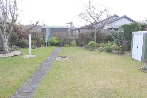 2 bedroom bungalow to rent, Lochloy Avenue, Nairn, IV12