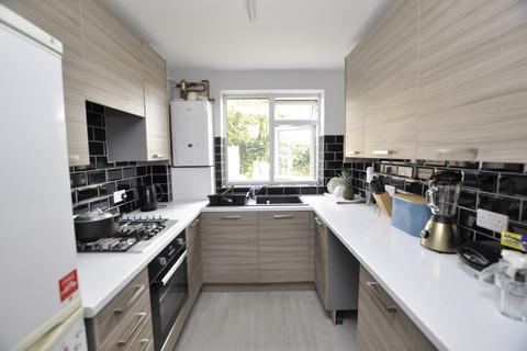 1 bedroom house of multiple occupation to rent, Parklands Drive, Chelmsford, Essex