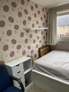 1 bedroom in a house share to rent, Wallington SM6