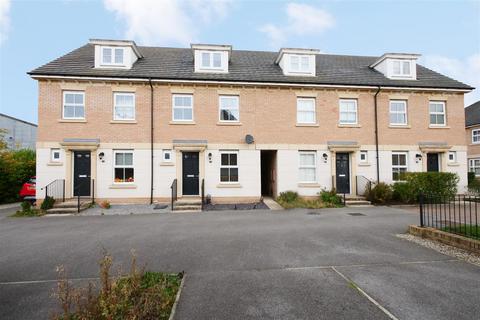 4 bedroom terraced house for sale, Miller Road, Off Water Lane