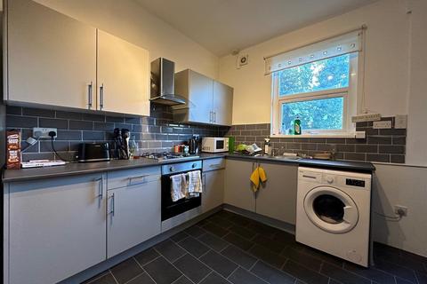 3 bedroom end of terrace house to rent, Crookes Road, Sheffield S10