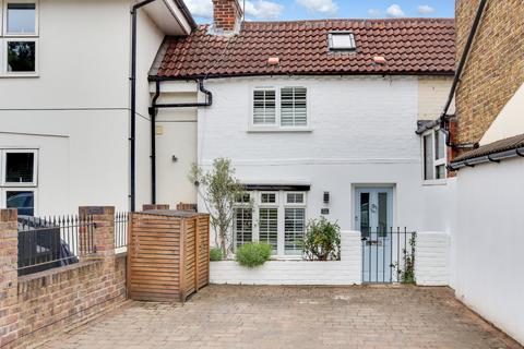 2 bedroom terraced house for sale, Walking Distance To Esher High Street & Station