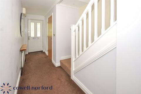 3 bedroom semi-detached house to rent, Shawclough Road, Rochdale OL12