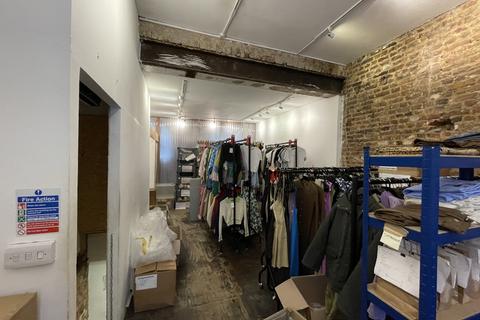 Retail property (high street) to rent, Hackney, London N16