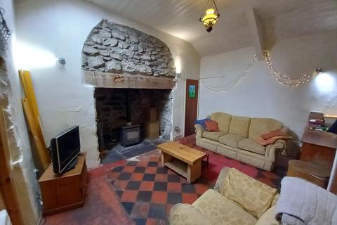 3 bedroom cottage for sale, Britannia Street, Llanllechid LL57