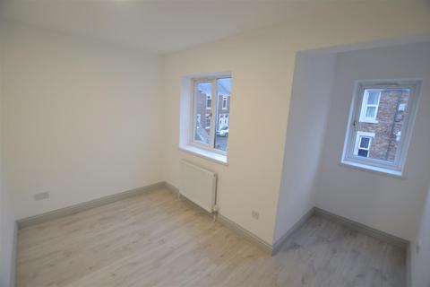 2 bedroom property to rent, Chestnut Street, Newcastle upon Tyne NE28