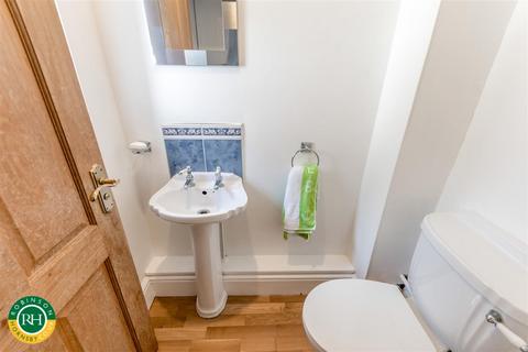 Goathland Boat Lane, Sprotbrough, Doncaster, DN5 7LU