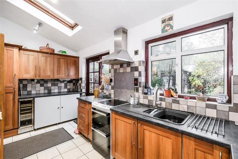 3 bedroom house for sale, Parkway, Woodford Green