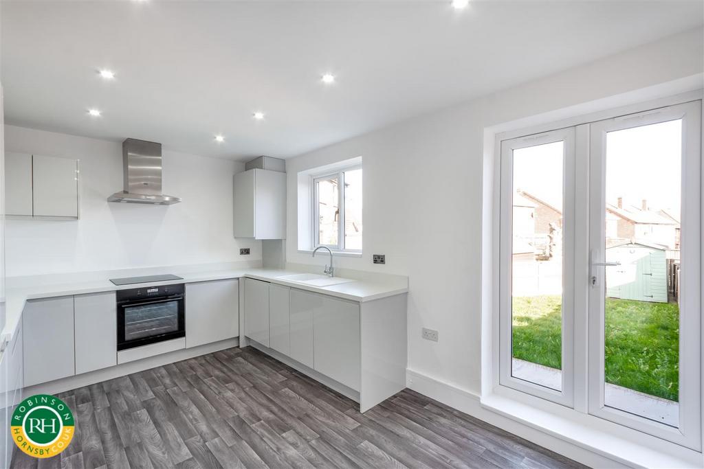 Dining kitchen