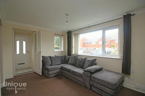 1 bedroom terraced house for sale, Snowdon Close, Blackpool, Lancashire, FY1 5AZ