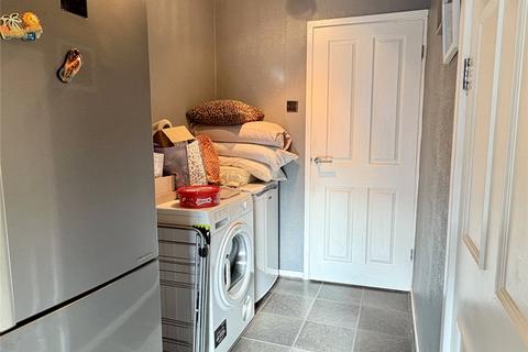 33 Bankside Close, Oldham, OL9 6TQ