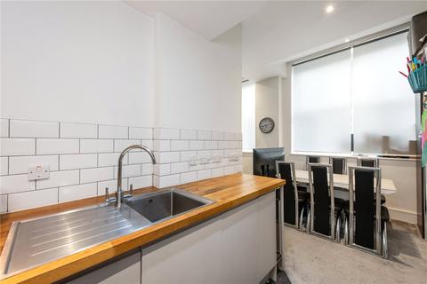 2 bedroom property to rent, Bernhard Baron House, 71 Henriques Street, London, E1