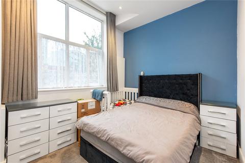 2 bedroom property to rent, Bernhard Baron House, 71 Henriques Street, London, E1