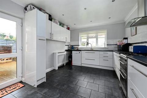 68 Field Lane, Frimley, Camberley, GU16 8JZ