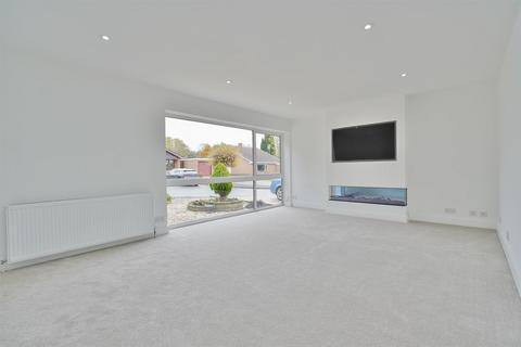 3 bedroom detached bungalow for sale, Inglewood Close, Leamington Spa