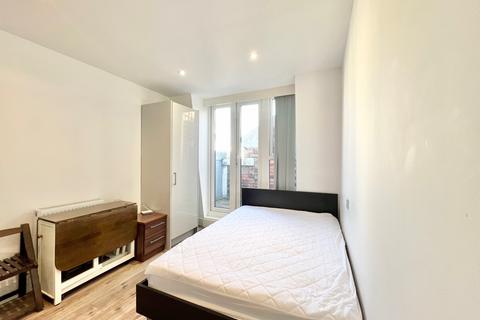 Studio to rent, Luminaire Apartments,  Kilburn High Road, London NW6