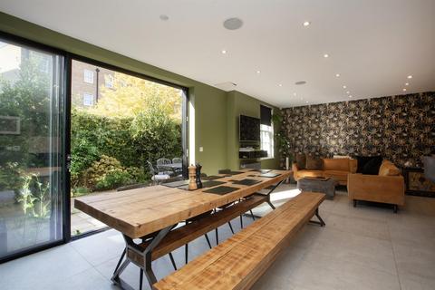 4 bedroom terraced house for sale, Camberwell Grove, Camberwell, SE5