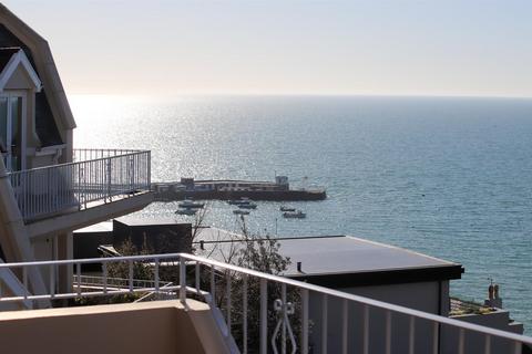 3 bedroom apartment to rent, La Colline Court, St Martin JE3