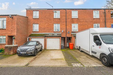 3 bedroom terraced house for sale, Manor Waye, Uxbridge, Middlesex