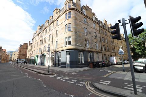 2 bedroom flat to rent, Buccleuch Terrace, Edinburgh EH8