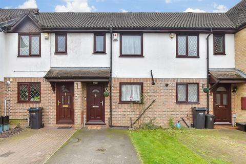 2 bedroom terraced house for sale, Oakhurst Close, Barkingside, Essex