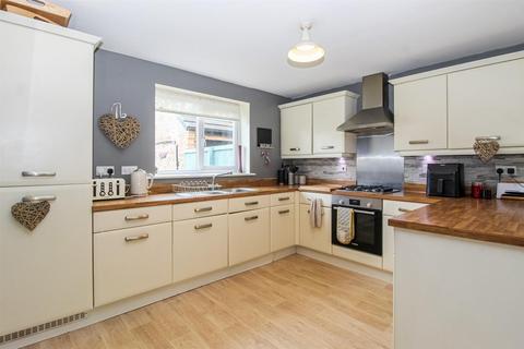 4 bedroom detached house for sale, Mackie Road, Wakefield WF4