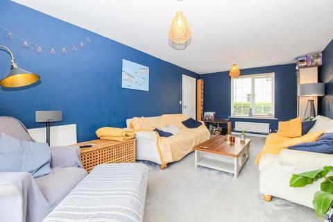 22 Mackie Road, Crigglestone, Wakefield, WF4 3FS