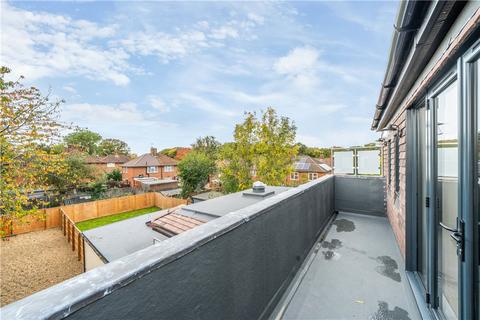 1 bedroom apartment for sale, Court Farm Road, London