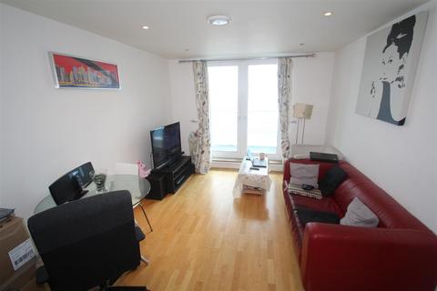 2 bedroom apartment to rent, Platinum House, Harrow HA1 2EX