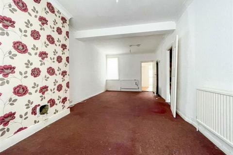 3 bedroom terraced house for sale, Roberts Road, Gillingham, Kent, ME8 0AZ