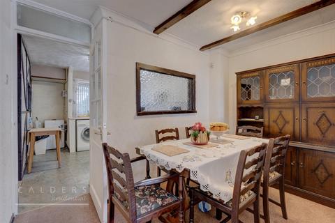 9 Balfour, Tamworth, B79 7BH