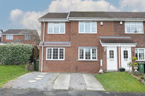 4 bedroom end of terrace house for sale, Dykes Way, Gateshead NE10