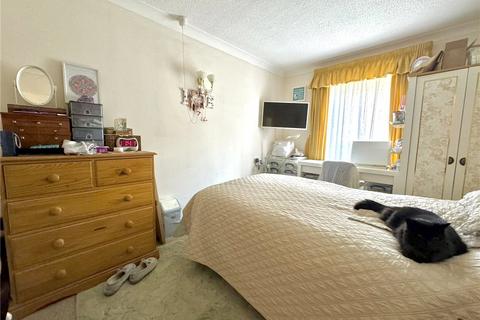 1 bedroom apartment for sale, Felix Road, Felixstowe, Suffolk