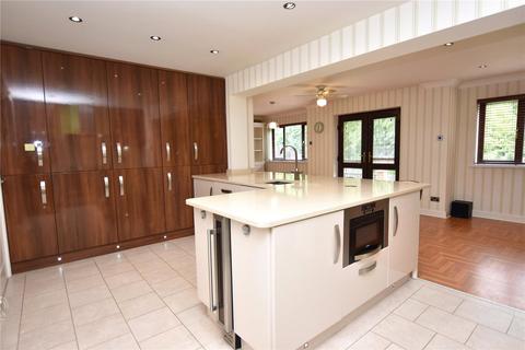 5 bedroom detached house for sale, Ibbetson Oval, Churwell, Morley, Leeds