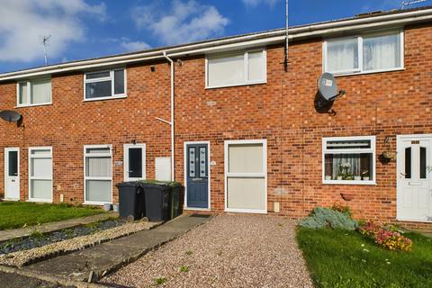 2 bedroom terraced house to rent, Haston Close, Hereford HR4