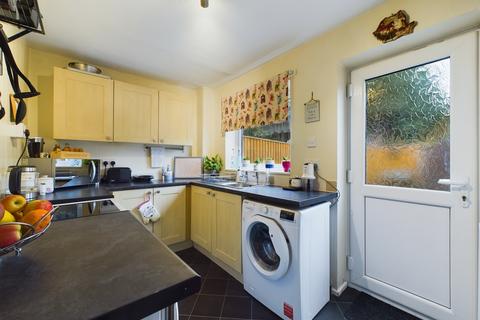 2 bedroom terraced house to rent, Haston Close, Hereford HR4