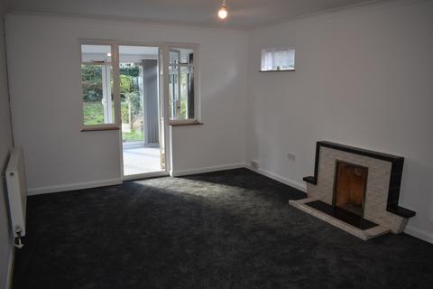 2 bedroom bungalow to rent, Palmerston Avenue, Broadstairs, CT10