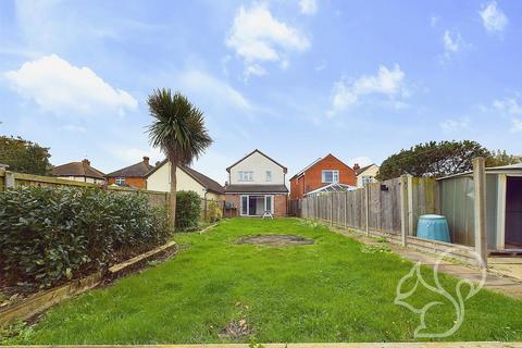 4 bedroom detached house for sale, Mill Road, West Mersea CO5