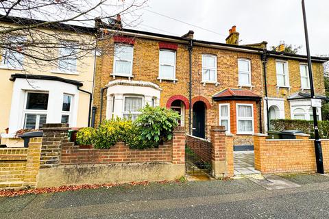 3 bedroom terraced house for sale, Michael Road, London, E11