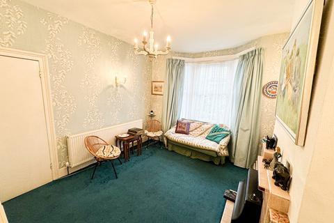 3 bedroom terraced house for sale, Michael Road, London, E11