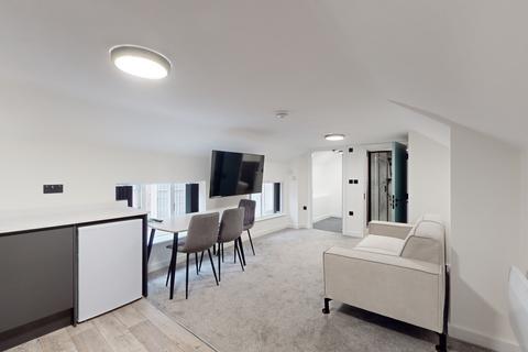 3 bedroom terraced house to rent, Flat 7 11-13 Low Pavement, Nottingham, NG1 7DQ