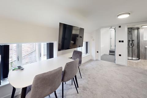3 bedroom terraced house to rent, Flat 7 11-13 Low Pavement, Nottingham, NG1 7DQ