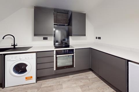 3 bedroom terraced house to rent, Flat 7 11-13 Low Pavement, Nottingham, NG1 7DQ