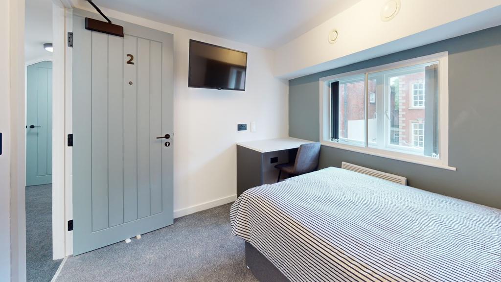 Lower-Pavement-Flat-7-Bedroom(4)