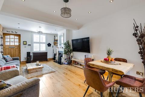 12 Halefield Road, London, N17 9XR