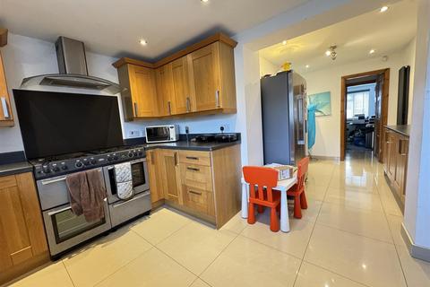 44 Claverdon Drive, Great Barr, Birmingham, B43 5HP