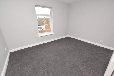 3 bedroom flat to rent, Brereton Avenue, Cleethorpes DN35