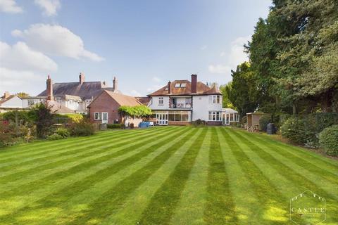 4 bedroom detached house for sale, Hinckley Road, Earl Shilton, Leicester